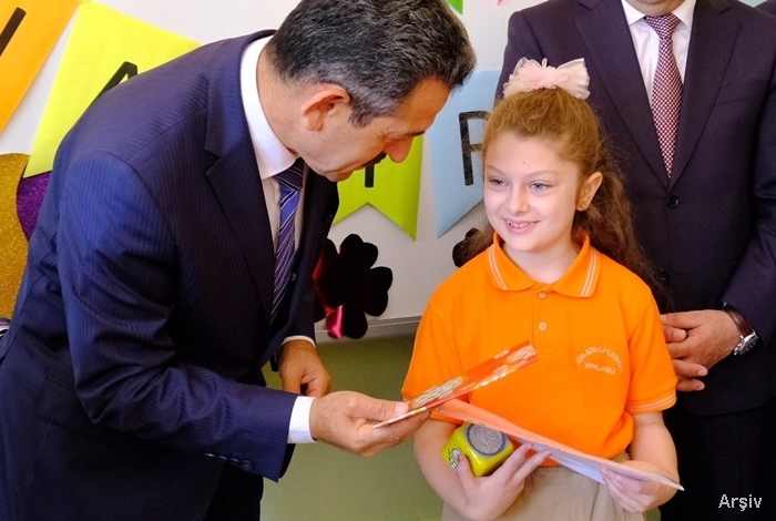 Vali Ekici'den 2023-2024 Eğitim-Öğretim Yılı Açılış Mesajı