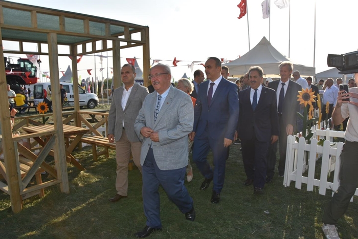 Tekirdağ Büyükşehir, Karaevli Tarım ve Teknoloji Fuarında