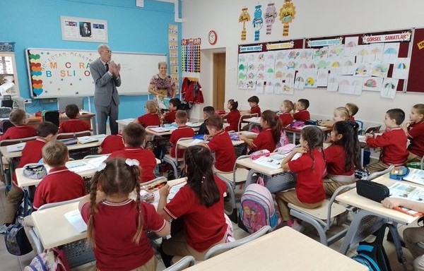 Müdür Akdemir’den Okullara Ziyaret