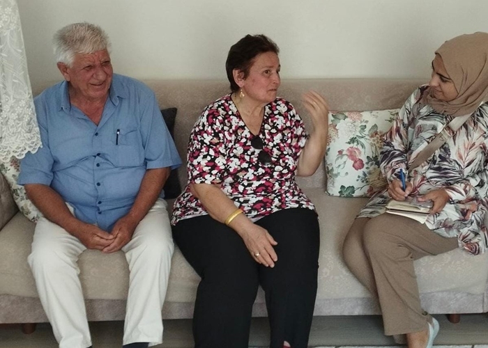 Huzurevi İçin Sıra Bekleyen Vatandaşlara Evlerinde Ziyaret