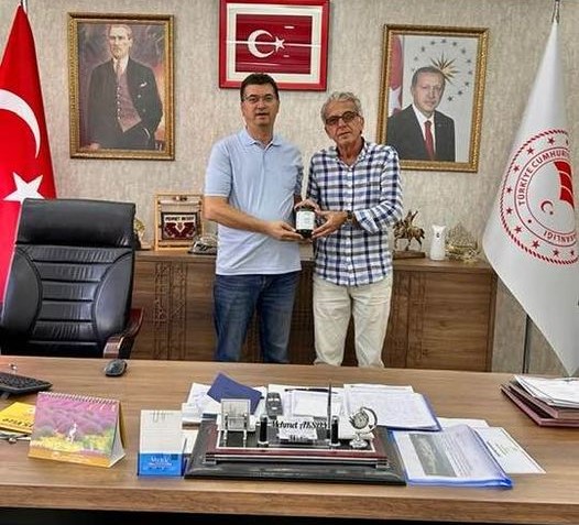 Demirköy’lü Arı Üreticisinden Müdür Aksoy’a Ziyaret
