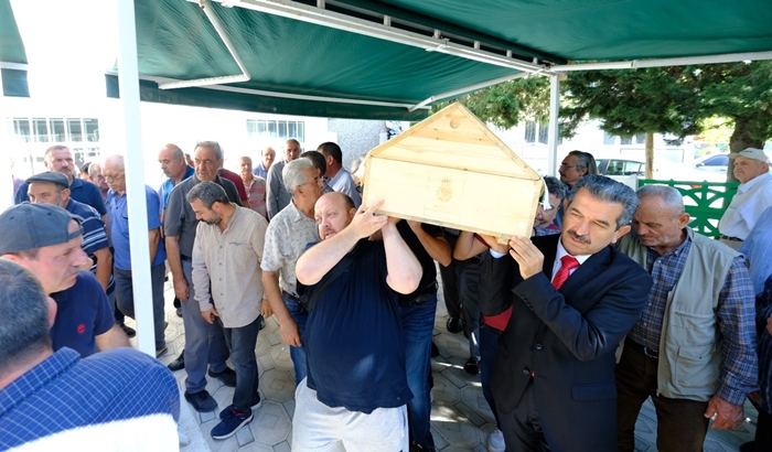 Vali Ekici Gürbüz Ailesinin Acısını Paylaştı