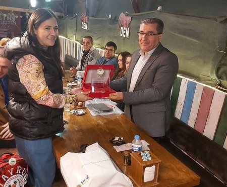 Veteriner Hekim Sinem Yauvz’a Veda Yemeği