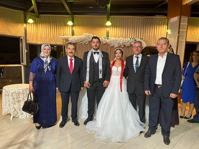 Vali Ekici Genç Çiftin Mutluluğuna Ortak Oldu