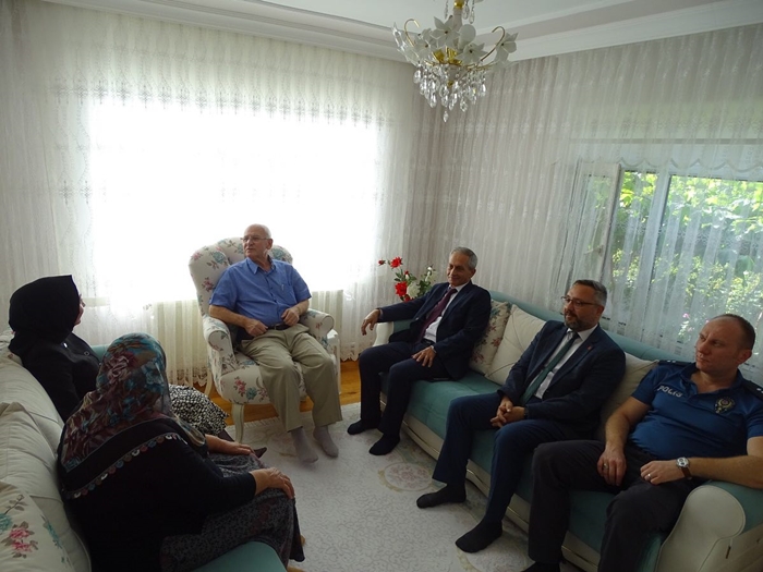 Kaymakam Çanakcıoğlu’ndan Şehit Ailelerine Ziyaret