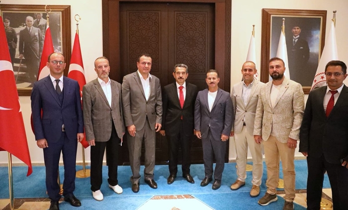 Dernekten Vali Birol Ekici’ye ziyaret