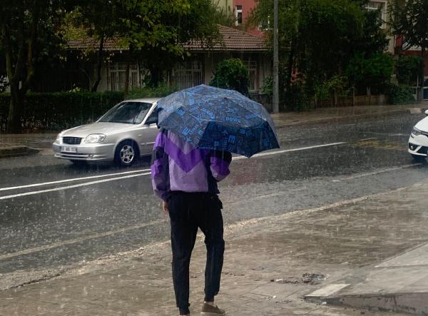 Tekirdağ'da sağanak etkili oldu