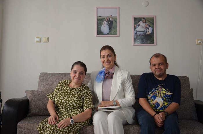 Vali Eşinden Aslı-Barış Akpınar Çiftine Özel Ziyaret