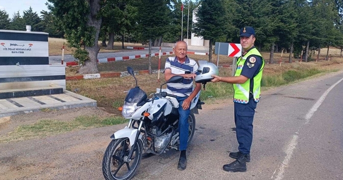 Jandarmadan 30 Motosiklet Sürücüsüne Ücretsiz Kask