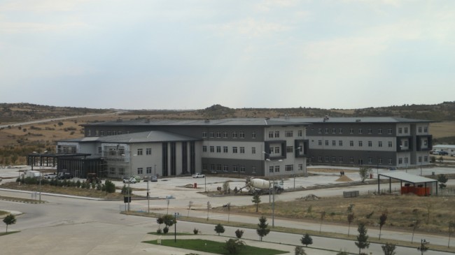 Tıp Fakültesi Morfoloji Binasında Sona Doğru