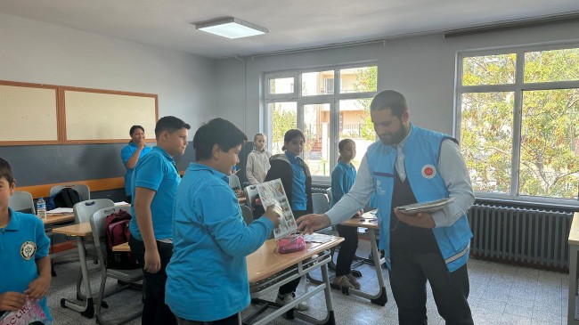 Öğrenciler Diyanet Çocuk Dergisi'nin Ekim sayısıyla buluştu