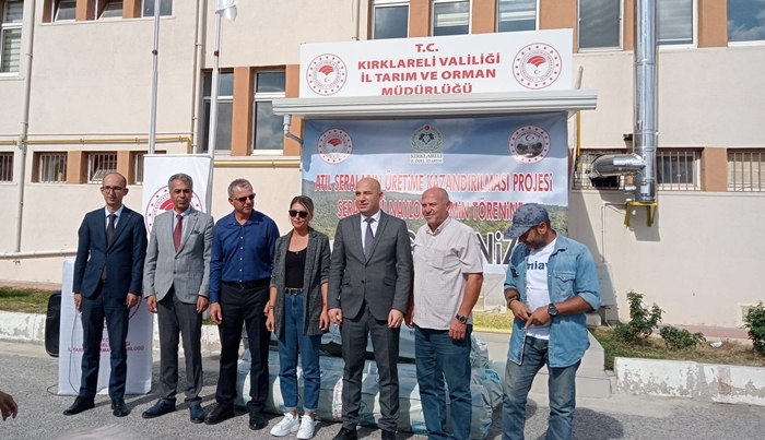 Kırklareli'nde Üreticilere Sera Örtüsü Dağıtıldı