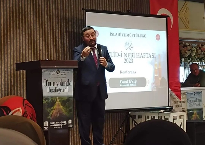 Müftü Eviş Gaziantep'te Konferansa Konuşmacı Olarak Katıldı