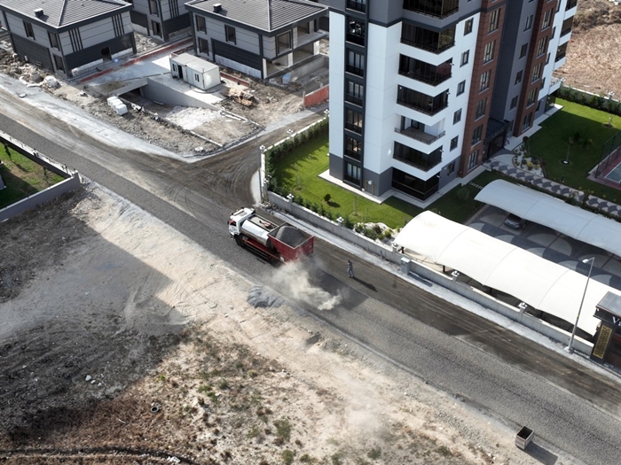 Çerkezköy Cumhuriyet Mahallesi'nde Yol Yapım Çalışmaları Devam Ediyor