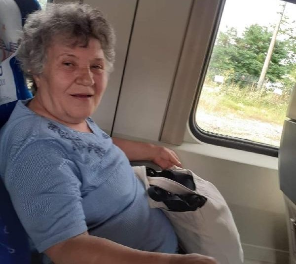 Edirne'de annesini öldürüp, 15 saat başında bekledi