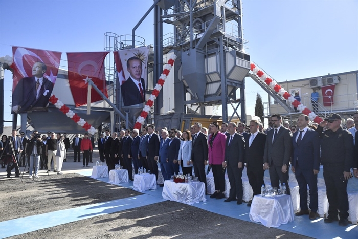 Saatte 160 Ton Asfalt Üretebilecek