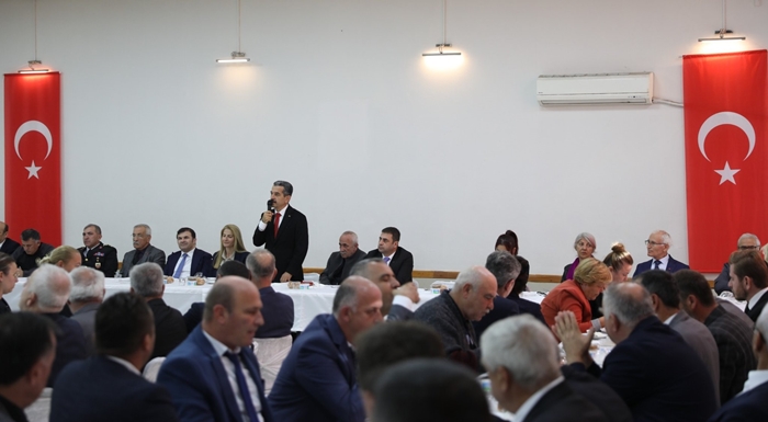 Vali Ekici köy ve mahalle muhtarlarıyla bir araya geldi