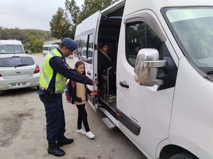 Jandarma 10 Bin 783 Araç ve Sürücüyü Denetledi