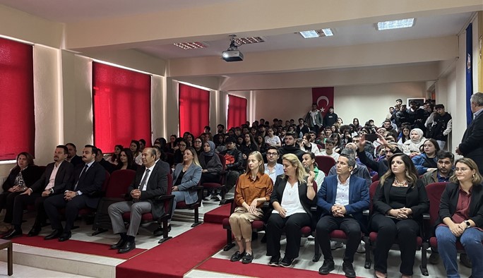 Havsa Meslek Yüksekokulunda Yeni Eğitim Yılı Törenle Açıldı