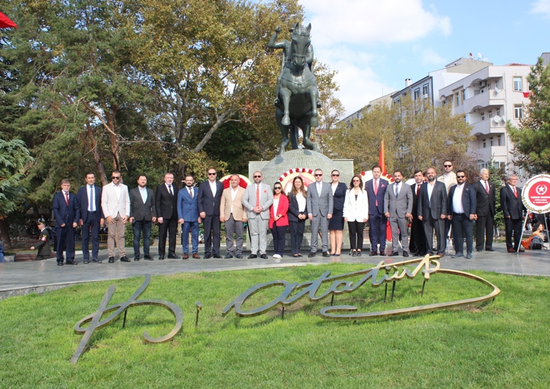 Kırklareli TSO 29 Ekim Cumhuriyet Bayramı Çelenk Sunma Töreni'nde Hazır Bulundu