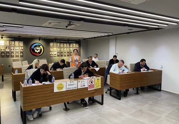 Sorumlu Emlak Danışmanları Mesleki Yeterlilik Belgesi Sınavı Yapıldı
