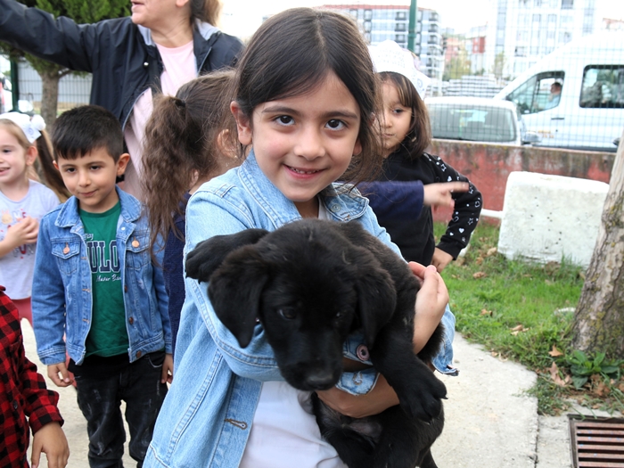 Çerkezköy Belediyesi Çocuklara Hayvan Sevgisi Aşıladı