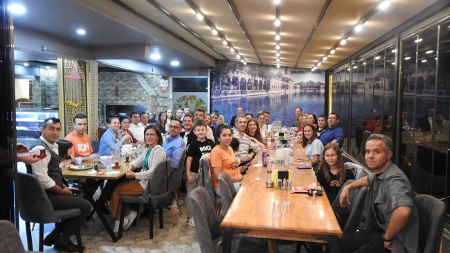 Emekli Gökhan Zengin'e Yemekli Veda