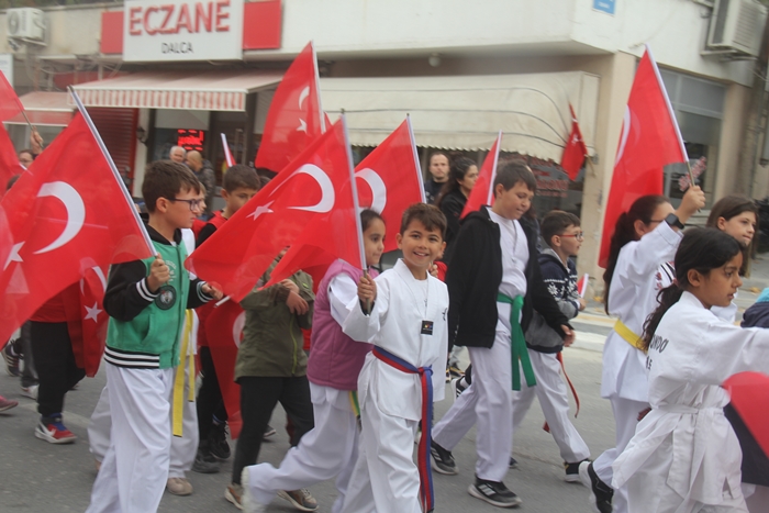 Amatör Spor Haftası Kortej Yürüyüşü ile Başladı