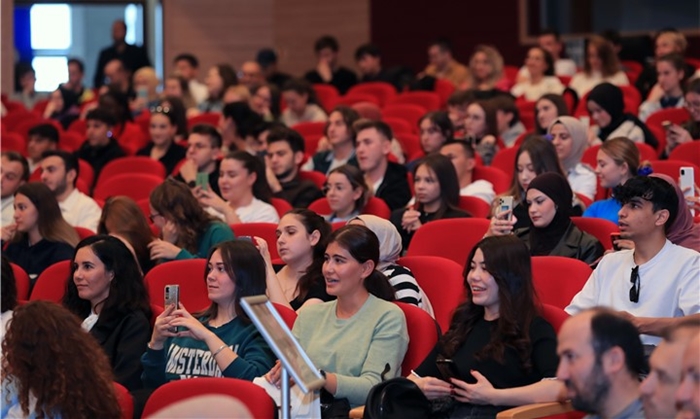 Trakya Üniversitesinden Uluslararası Öğrencilere Sıcacık Hoş Geldiniz
