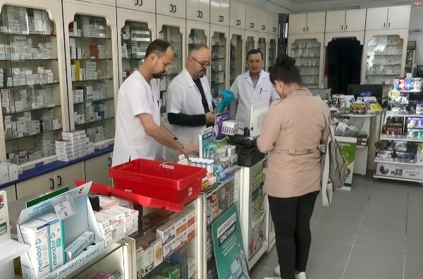 Edirne'de eczanelerde Bulgar ve Yunan turist yoğunluğu