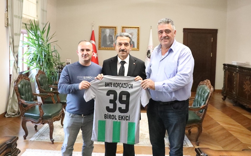 Vali Ekici, Kofçaz Spor Kulübü Yöneticilerini Kabul Etti