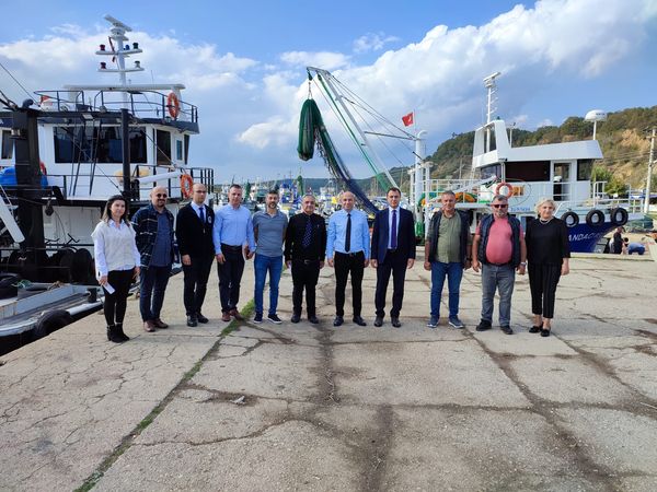 İğneada Balıkçı Barınağı'na Yapılan Ziyarette İncelemelerde Bulundular
