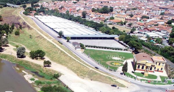 Edirne'de tartışmalara neden olan taşınmazlara alıcı çıkmadı, satıştan vazgeçildi