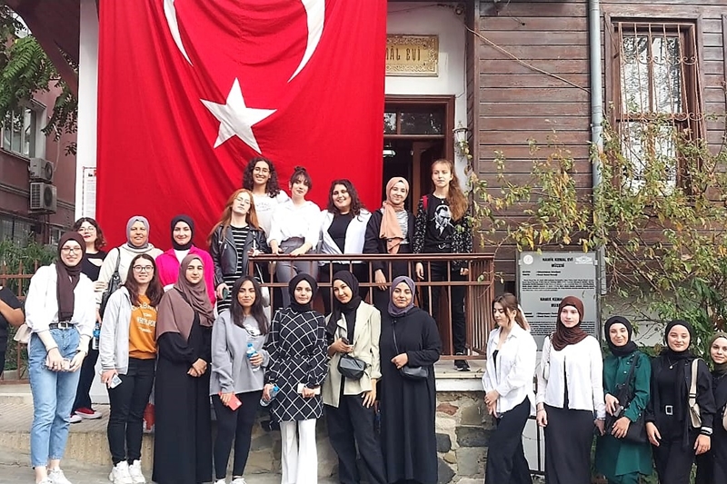 Süleymanpaşa Belediyesinden Öğrencilere Şehri Tanıma Fırsatı