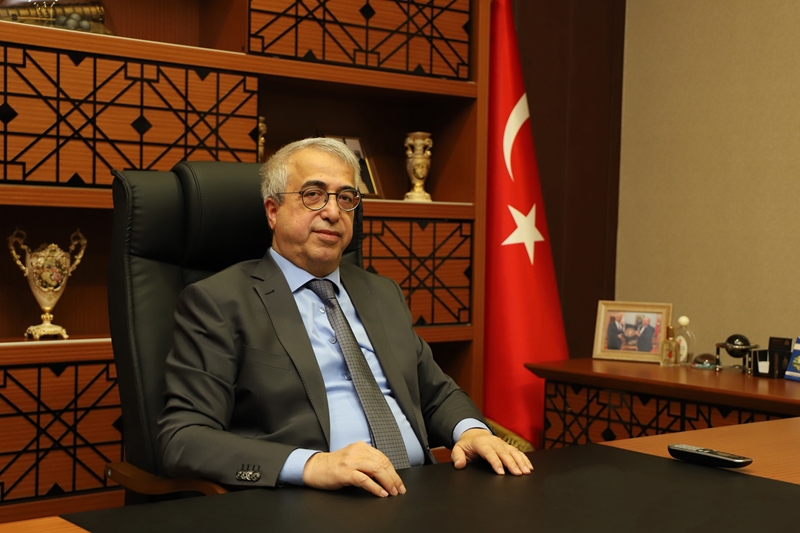 Rektör Şengörür'den 10 Kasım Mesajı