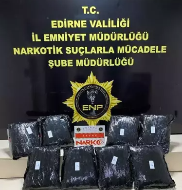 Kapıkule'den giriş yapan TIR'da 9 kilo skunk ele geçirildi