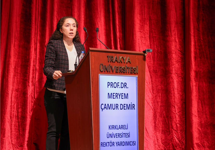 6. Uluslararası Sağlık Bilimleri Kongresine Katıldı