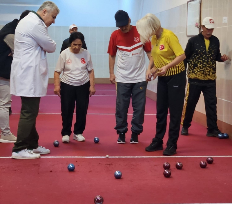 Huzurevi Sakinleri, Maltepe Huzurevi'nde Dostluk ve Sporla Buluştu