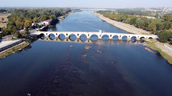 Edirne'de son yağışlarla nehirlerin debileri arttı