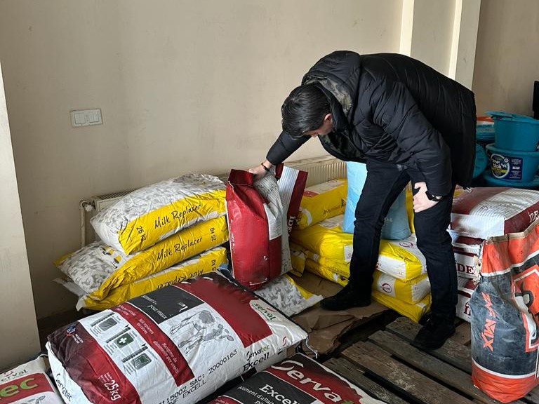 Yem Satış ve Depolama Yerlerinde Denetimler Sürdürülüyor