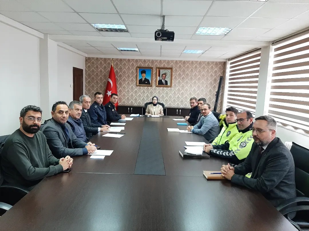 Kış Mevsimi Trafik Tedbirleri ve Karla Mücadele Toplantısı Yapıldı