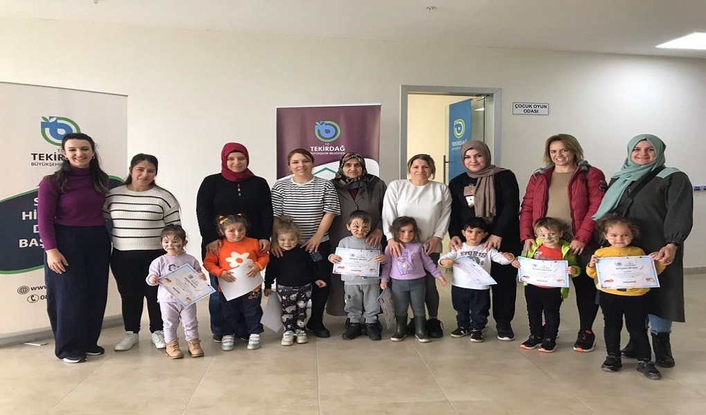 Çocuk Etkinlikleri Grubunda Belge Töreni Gerçekleştirildi