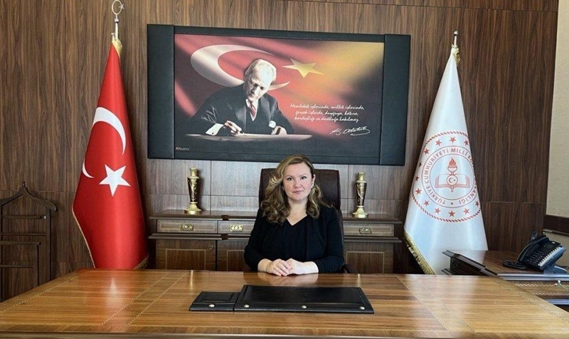 Müdür Özefsun'dan İnsan Hakları Günü Mesajı