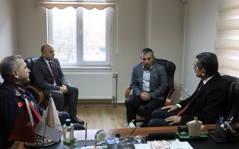 Kırklareli Valisi Birol Ekici'den Başkan Bülent Oral'a Taziye Ziyareti