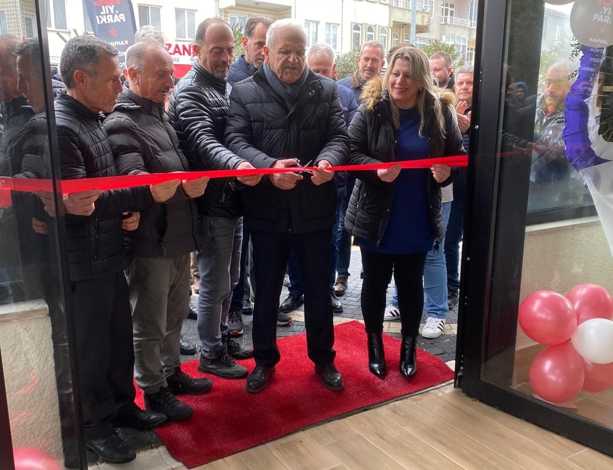 Evrensekiz'de 100. Yıl Parkı Törenle Açıldı