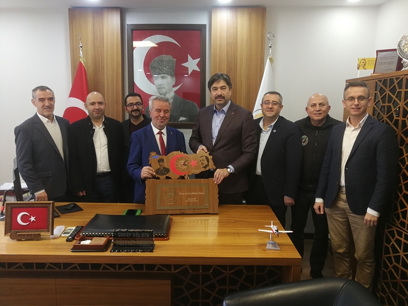 Genel Başkan Uslu'ludan Başkan Kasap'a Ziyaret