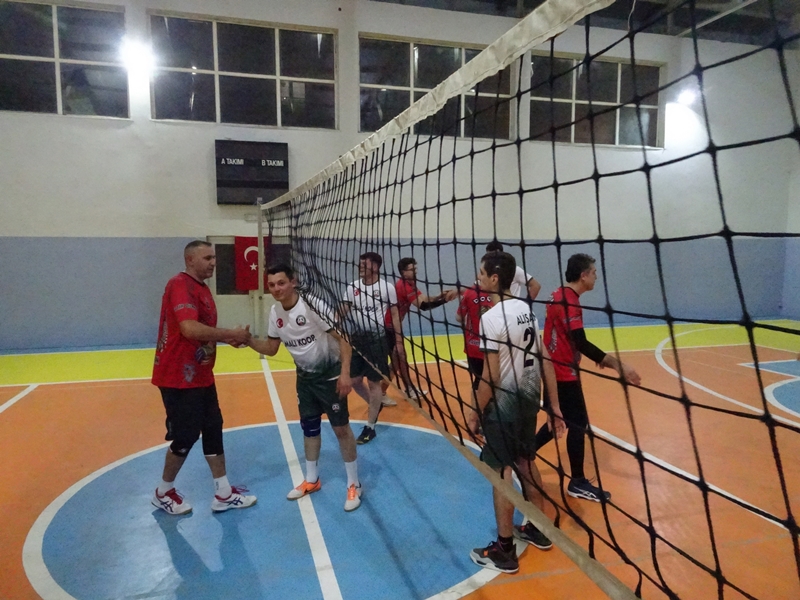 Keşan DOÇEK Voleybol Takımından Dostluk ve Fair-Play Örneği