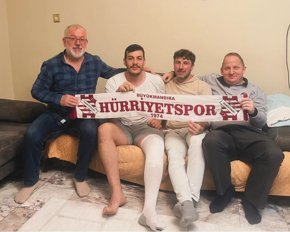 Büyükmandıra Hürriyetspor Kaptanına Moral Ziyareti
