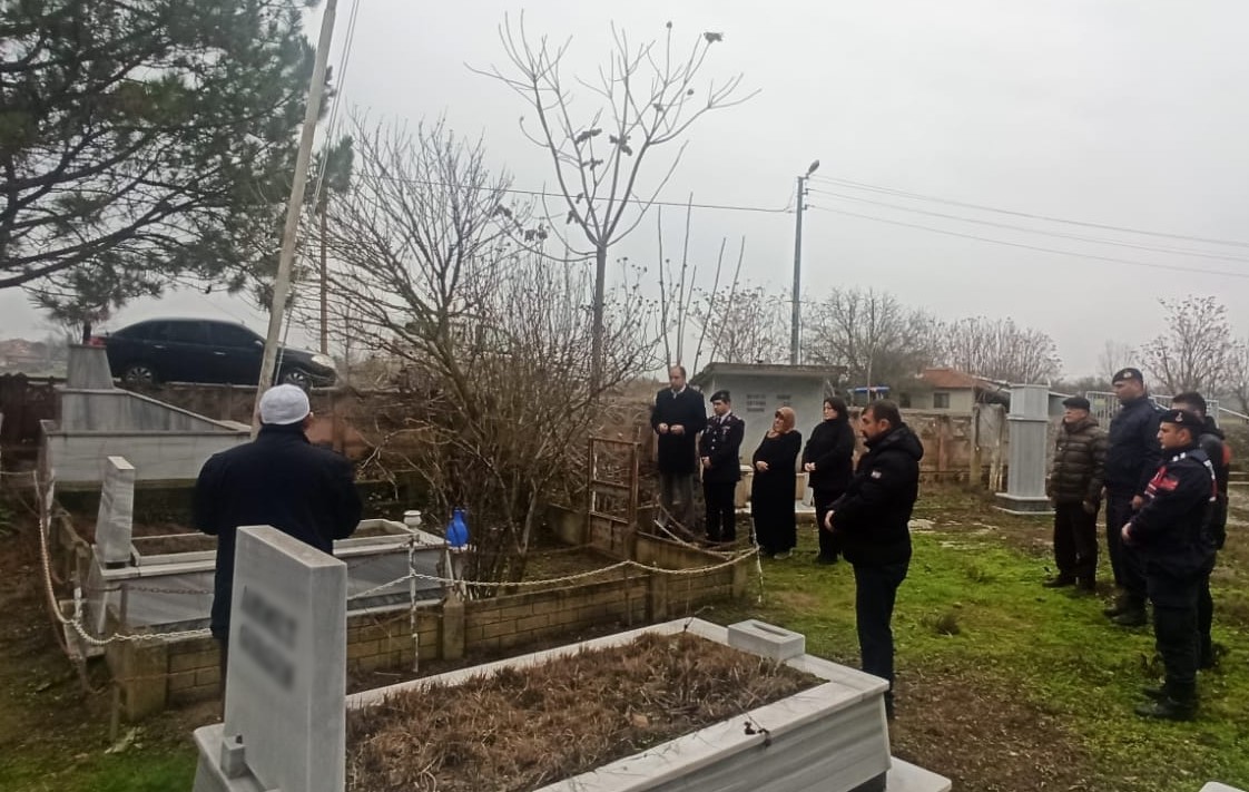 Şehit Tarık Komonovalı'nın Ailesi Ziyaret Edildi