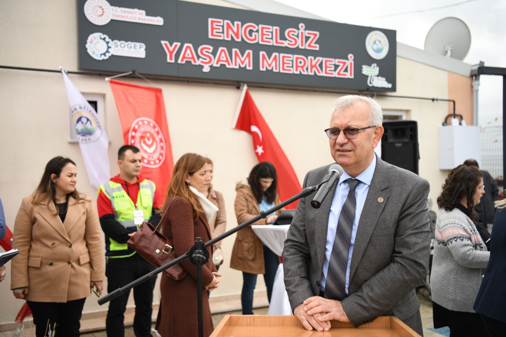 Mustafa Helvacıoğlu: 